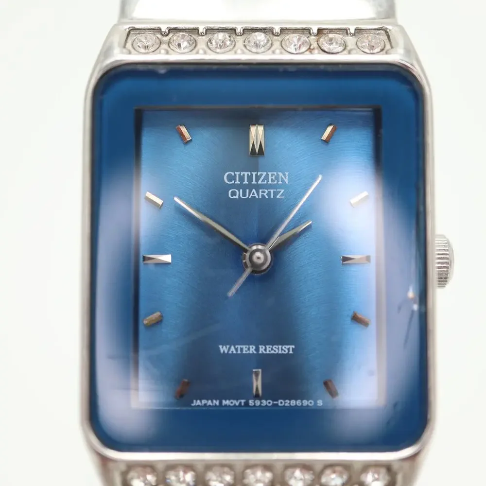Vintage Citizen Womens Blue 19mm Diamond Tank Watch 5.75